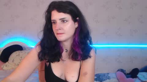 Snapshot of lissalucy chatting on 07.23.26 Alice Dont forget to thumbs up its very important online show from 07.23.26