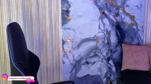Snapshot of lissawild_ chatting on 04.30.26 ss online show from 04.30.26