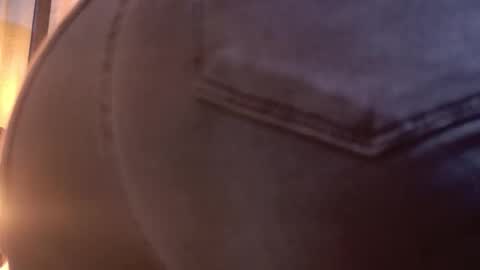 lisse_palmerr online show from 11.30.25