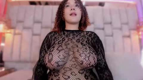 Snapshot of lissyconan chatting on 12.15.25 lissyconan online show from 12.15.25