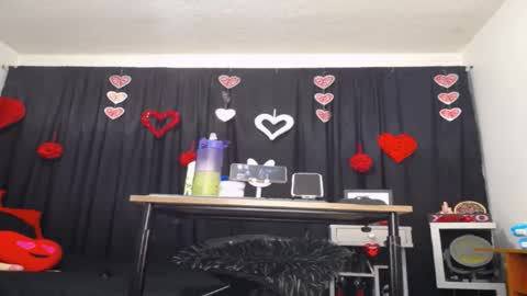 LITA a sexy milf online show from 02.18.25