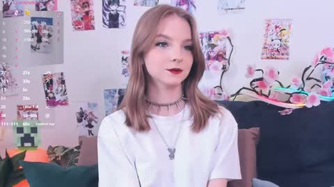 Snapshot of little__caprice chatting on 06.02.26 Bella online show from 06.02.26