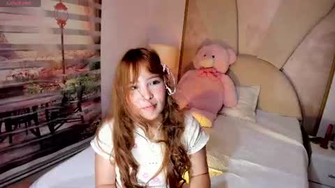 Snapshot of little__doll18 chatting on 06.20.26 little__doll18 online show from 06.20.26