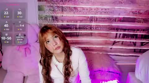 Snapshot of little__doll18 chatting on 07.06.26 little__doll18 online show from 07.06.26