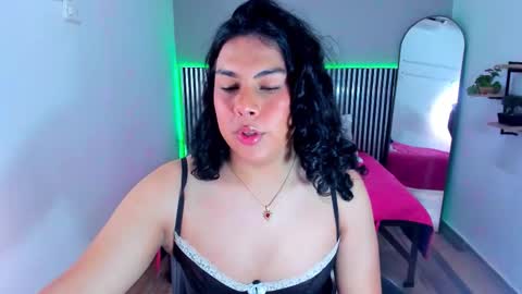 Snapshot of little_alli chatting on 02.22.26 L I T T L E A L L I online show from 02.22.26