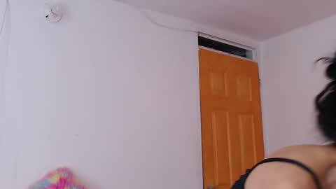 TU ANGELITO online show from 10.19.25