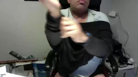 Snapshot of little_buddha chatting on 01.06.25 Pure Black Power online show from 01.06.25