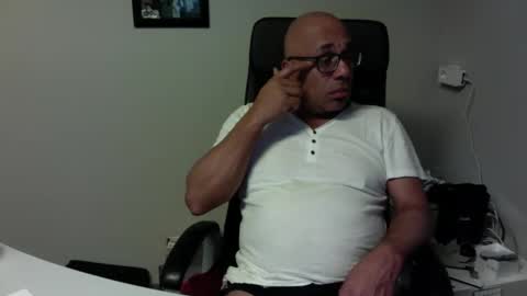 Snapshot of little_buddha chatting on 03.03.26 Pure Black Power online show from 03.03.26