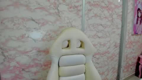 Snapshot of little_doll_4u chatting on 05.05.26 ANNI online show from 05.05.26
