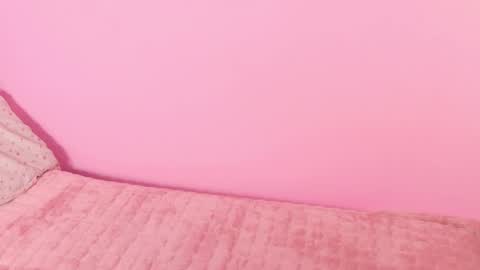 Little Effy online show from 04.15.26