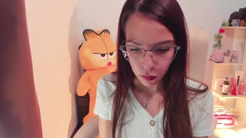 Snapshot of little_eli chatting on 01.29.25 Help me reach 100 likes online show from 01.29.25