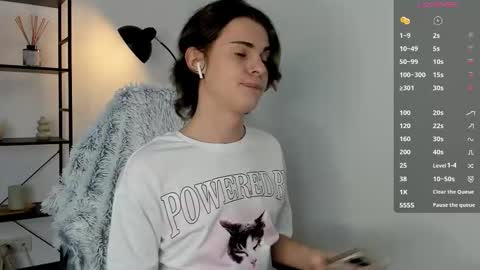 Snapshot of little_femb0y chatting on 02.21.26 Daniel online show from 02.21.26