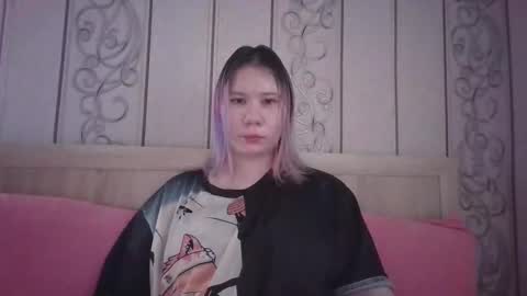 Snapshot of little_kitsune chatting on 09.30.25 Rachel online show from 09.30.25