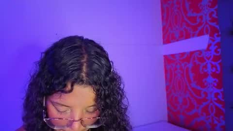 little_lilith_apple online show from 11.04.25