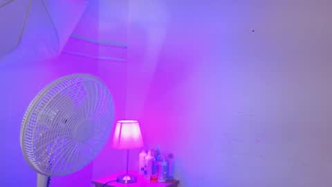 little_lilith_apple online show from 11.23.25