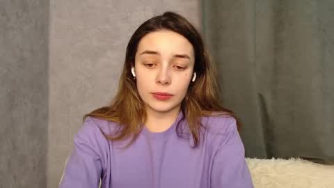 Mia   Im online every day 1530 PM in New York  2030 PM in London online show from 12.26.24