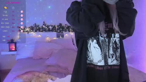 Maria online show from 12.19.24