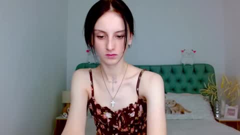 Snapshot of little_mollee chatting on 09.22.25 little_mollee online show from 09.22.25
