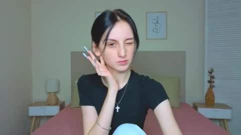 Snapshot of little_mollee chatting on 09.24.25 little_mollee online show from 09.24.25