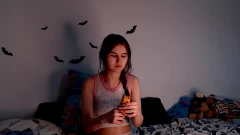 Alice.. online show from 10.30.25