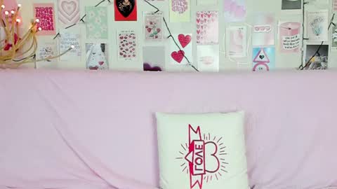 Snapshot of little_radiant_sun chatting on 06.21.26 Kriss online show from 06.21.26