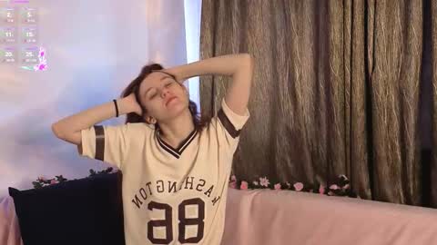 Snapshot of little_red_rosy chatting on 11.16.25 Rosy online show from 11.16.25