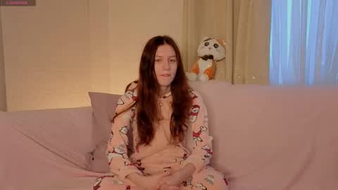 Snapshot of little_red_rosy chatting on 12.21.25 Rosy online show from 12.21.25