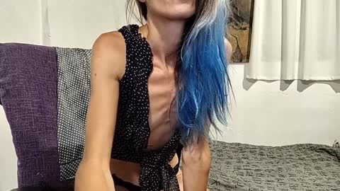 Snapshot of little_savage chatting on 12.22.24 little_savage online show from 12.22.24