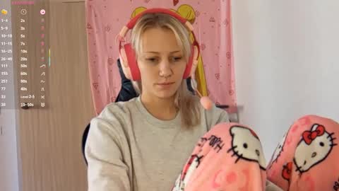 Snapshot of little_soyia chatting on 09.27.25 Lana online show from 09.27.25