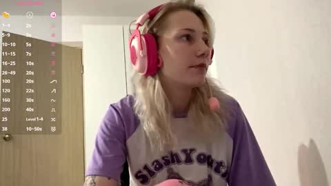 Snapshot of little_soyia chatting on 10.23.25 Lana online show from 10.23.25