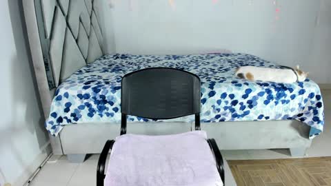 Abbie online show from 12.10.24