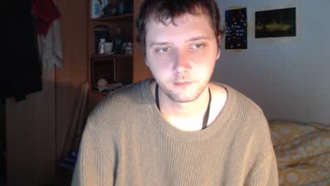 littlealien7 online show from 09.14.25