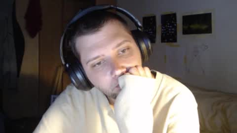 littlealien7 online show from 11.12.25