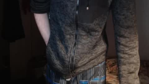 littlealien7 online show from 04.23.26