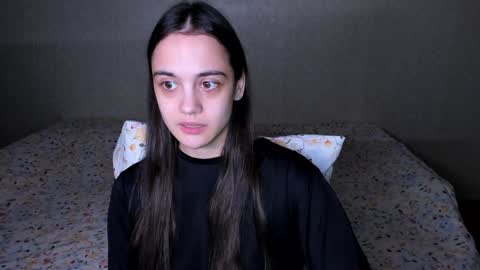 littleashleyy online show from 12.21.24