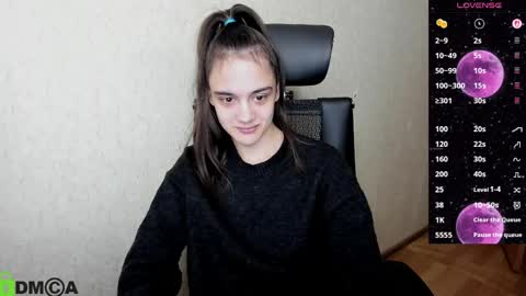 Snapshot of littleashleyy chatting on 04.23.26 littleashleyy online show from 04.23.26