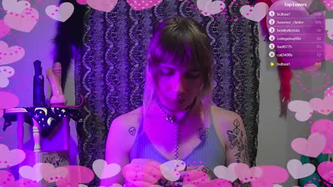 Snapshot of littlechaosdoll chatting on 12.08.24 Gwen online show from 12.08.24