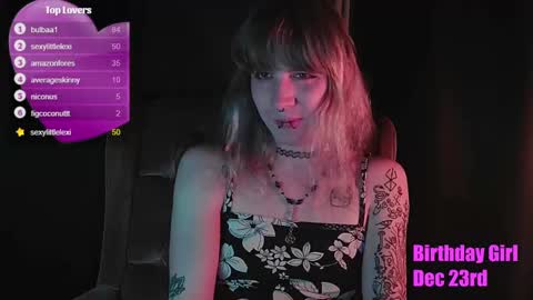 Snapshot of littlechaosdoll chatting on 12.22.24 Gwen online show from 12.22.24