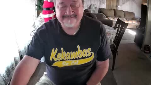 Littled83057 online show from 12.06.24