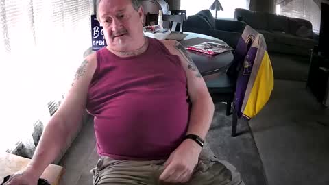 Littled83057 online show from 09.10.25