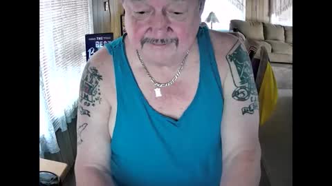 Littled83057 online show from 10.02.25