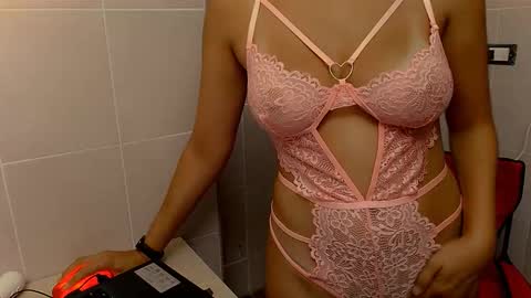 LittleDream20 online show from 11.20.25