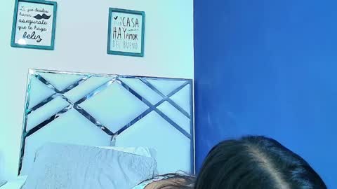 Snapshot of littlee_emilyy_ chatting on 02.14.25 Emily  online show from 02.14.25