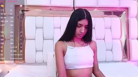 Snapshot of littlee_emilyy_ chatting on 02.27.25 Emily  online show from 02.27.25