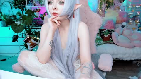 Snapshot of littleflufflepuff chatting on 01.04.25 Riza Riri Puff  online show from 01.04.25