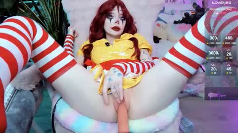 Snapshot of littleflufflepuff chatting on 10.18.25 Riza Riri Puff  online show from 10.18.25