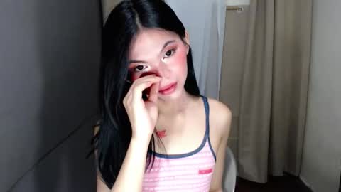 Snapshot of littlelace_ chatting on 02.25.26 littlelace_ online show from 02.25.26