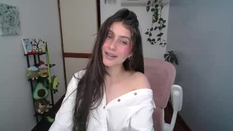 Snapshot of littlelaksmi chatting on 04.20.26 Laksmi online show from 04.20.26