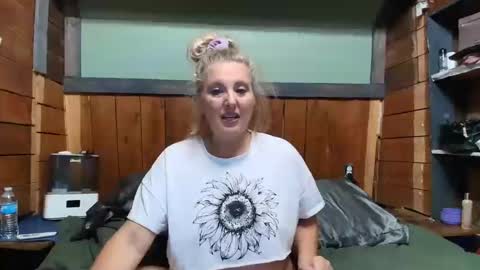 lisanixs online show from 04.02.26