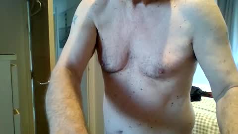 Snapshot of littlepenis1000 chatting on 04.19.26 Littlepenis online show from 04.19.26